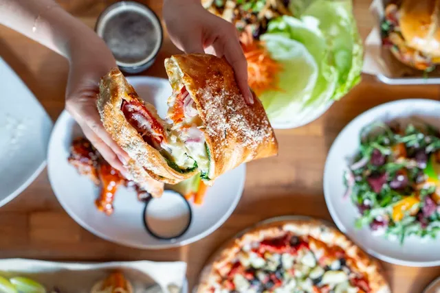 Oggi's Sports | Brewhouse | Pizza, photo 2
