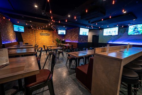 Good bar, a happy hour spot in San Diego