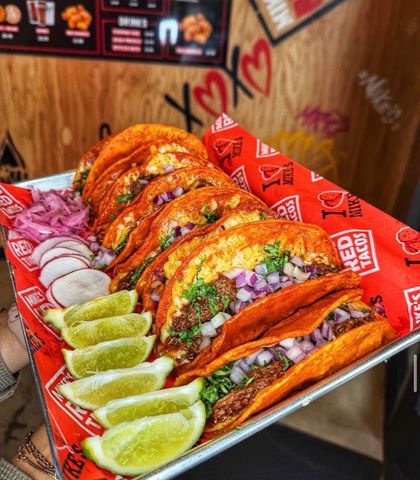 Mike's Red Tacos - Point Loma, photo 2