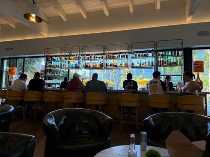 Monkeybar, photo 5