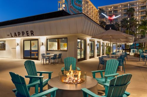 Lapper Sports Bar + Kitchen, a happy hour spot in San Diego