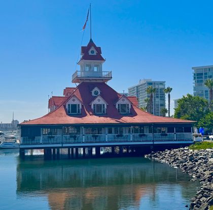 Bluewater Boathouse Seafood Restaurant Coronado, photo 4