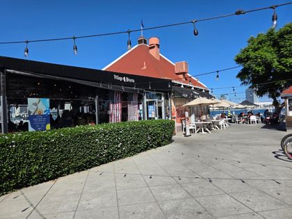 Village Pizzeria Bayside, photo 4