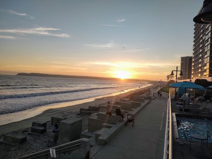 Coronado Shores Beach Club, photo 2
